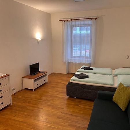 Apartments Karlin Prag Dış mekan fotoğraf