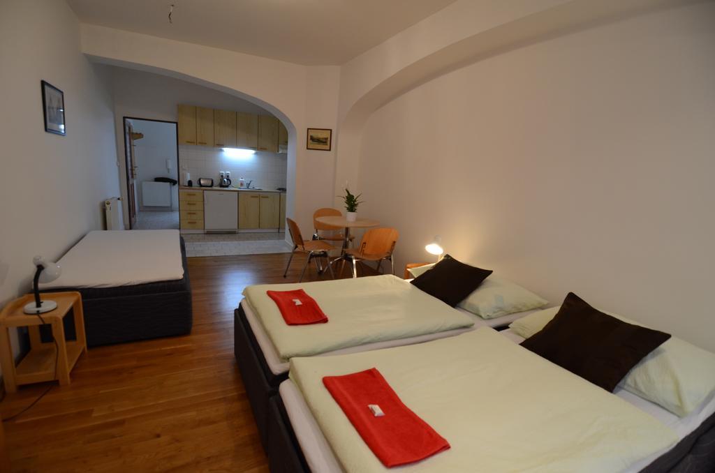 Apartments Karlin Prag Oda fotoğraf